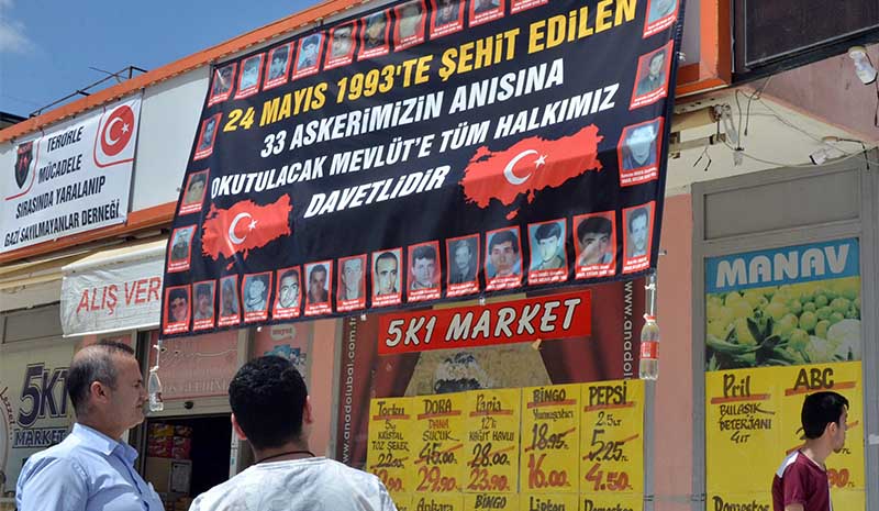 İlk iki grubu kurşuna dizdiler