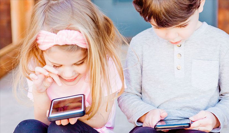Teknolojiyi kontrolsüz kullanan çocuklar obez oluyor