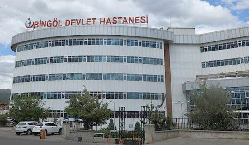 3 Doktor ve 30 Sağlık Çalışanın Covid-19 Testi Pozitif