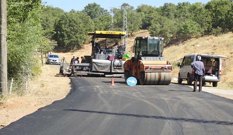 Kuşburnu köyünde yol çalışması tamamlandı