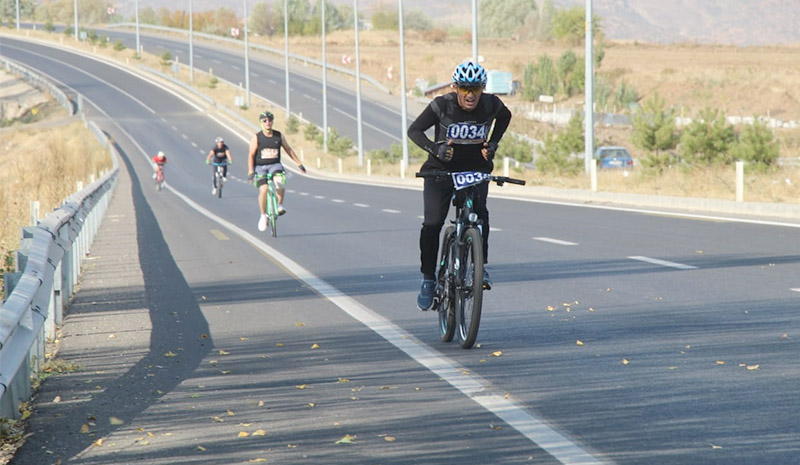 Cumhuriyet Bayramı için pedal çevirdiler