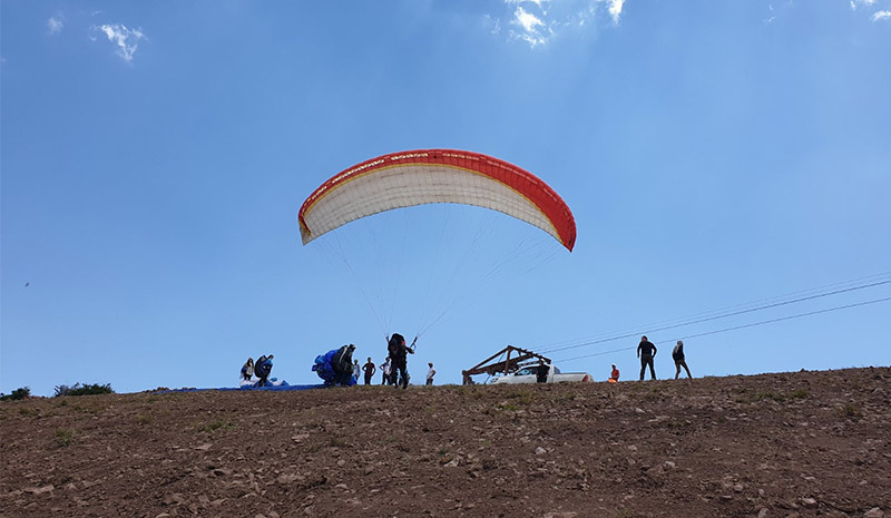 Yamaç paraşütü test uçuşları yapıldı