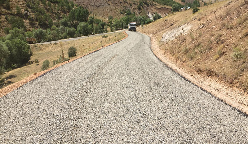 Karer yolu çalışmaları sürüyor