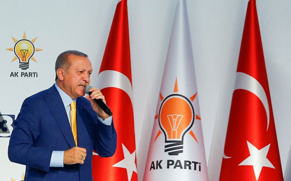 Seçim hazırlığı! Erdoğan başkanlarla kampa giriyor