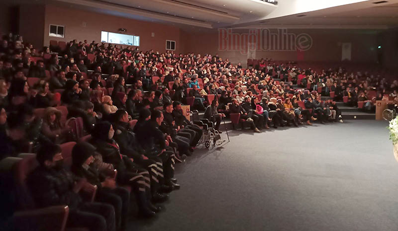 Zazaca Tiyatro Oyunu Büyük İlgi Gördü