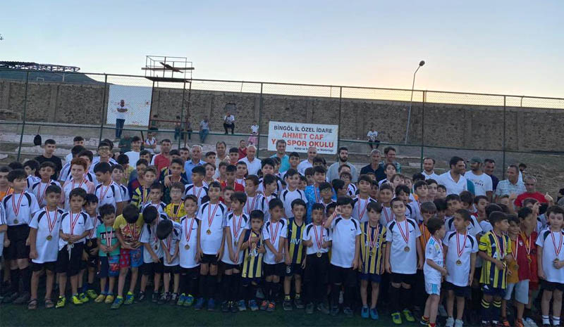 Ahmet Caf Yaz Spor Okulu sezonu tamamlandı