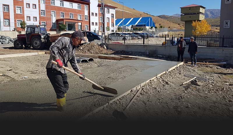 Erzurum Belediyesi`nden Yedisu`ya oyun parkı