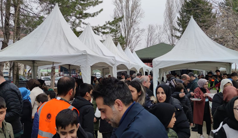 `Büyük Bingöl Kardeşlik Sofrası`na yoğun ilgi