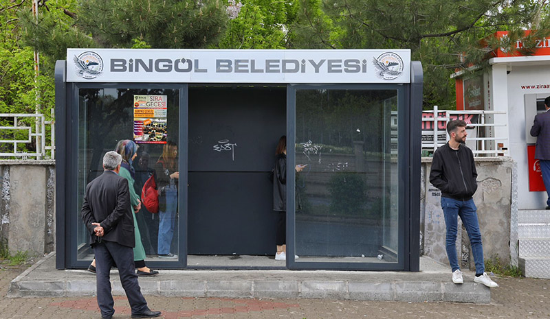 Bingöl`de otobüs durakları yenileniyor