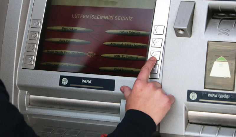 ATM`lerde para çekme limiti değişiyor