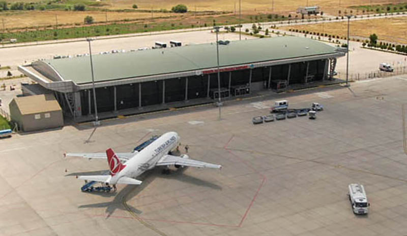 Bingöl`de bir ayda 16 bin 537 yolcuya havayolu hizmeti