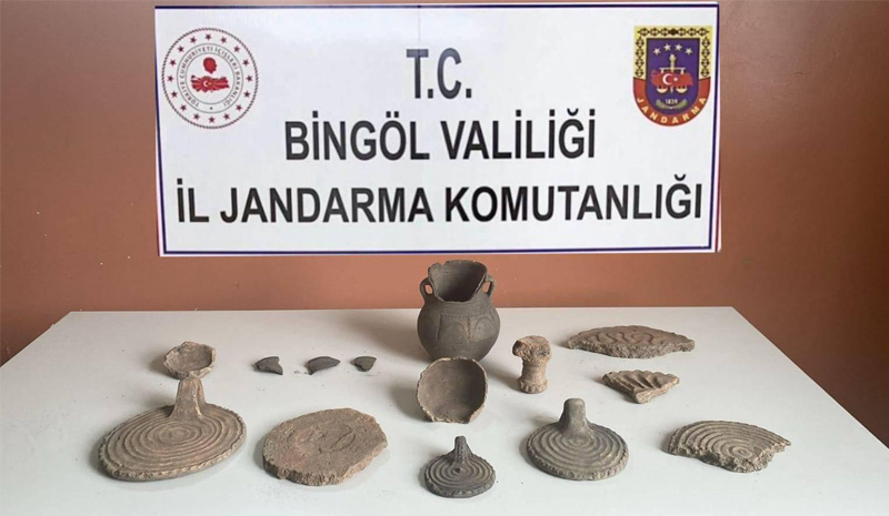 Bingöl`de tarihi eser kaçakçılığı! 4 gözaltı