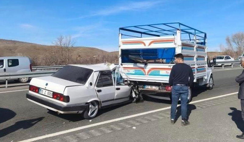 Bingöl-Elâzığ yolunda kaza! 2 yaralı