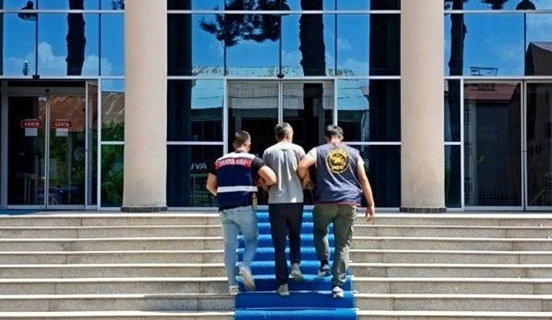 Cinayet ve uyuşturucudan aranıyordular! Yakalandılar