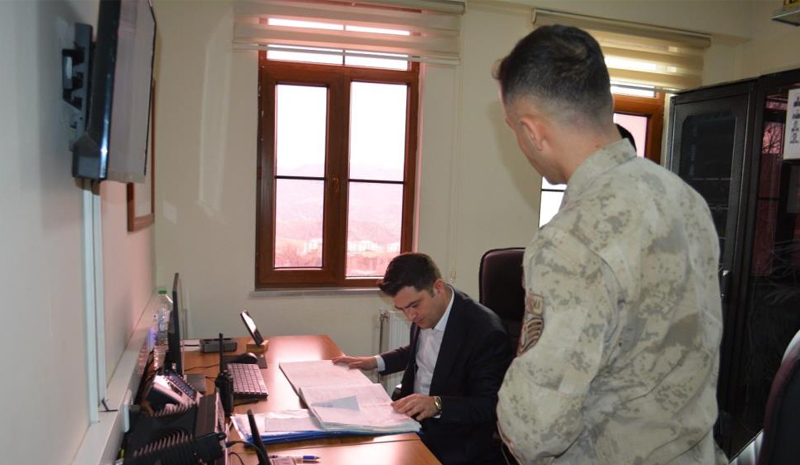Kaymakam Sarı`dan Jandarma Ziyareti