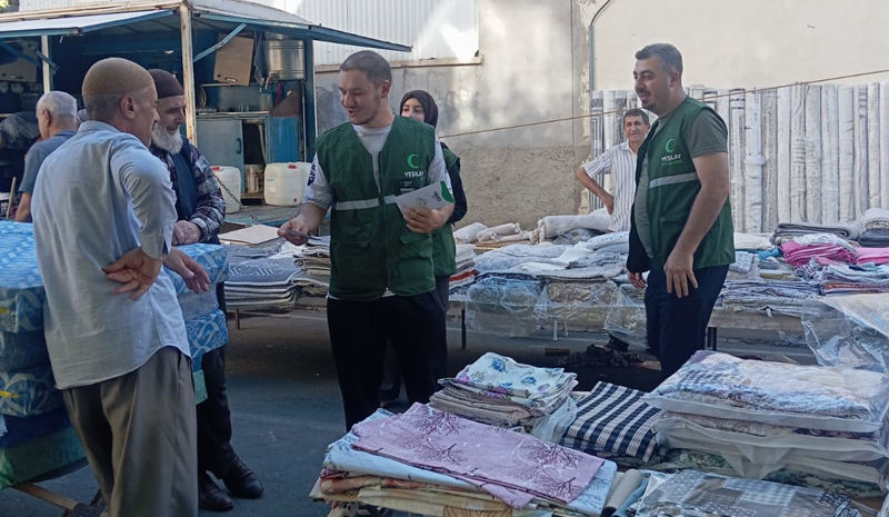 Yeşilay Bingöl`den semt pazarlarında bağımlılıkla mücadele çalışması