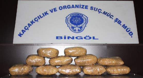 Bingöl`de 11 kilo toz esrar ele geçirildi