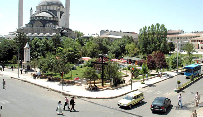 Bingöl`de en çok elazığlılar yaşıyor