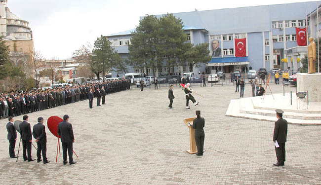 Çanakkale şehitleri anıldı