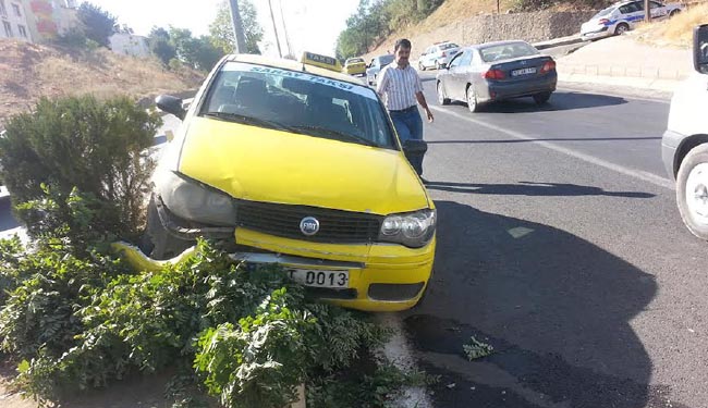 Çapakçur köprüsünde kaza