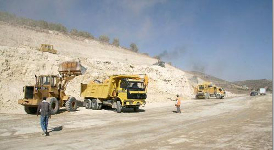 Erzurum-bingöl duble yolu seneye hizmete açılacak