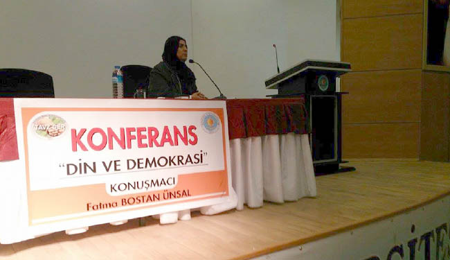 Islam, demokrasinin bayraktarlığını yaptı