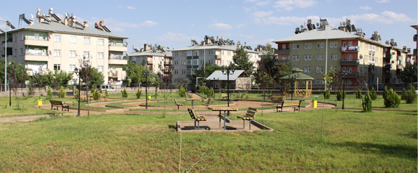 Karşıyaka`ya yeni park