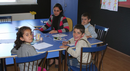 Kendini ifade edebilen bireyler yetiştirmeyi amaç edindik