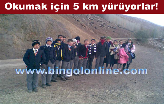 Okumak için 5 km yürüyorlar!