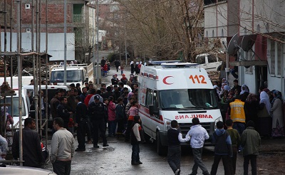 Önce eşini vurdu sonra da kendini