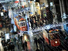 Taksim ve istiklal ışıl ışıl fotogaleri