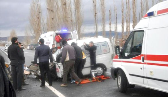 Trafik kazası: 2 yaralı