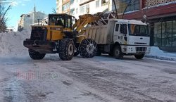 Belediyenin karla mücadelesi sürüyor