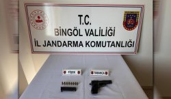 Bingöl`de ruhsatsız silah ve uyuşturucu madde ele geçirildi