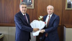 Çakan, Ağrı`daki görevine başladı