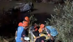 Bingöl`de araç uçuruma yuvarlandı: 1 kişi hayatını kaybetti